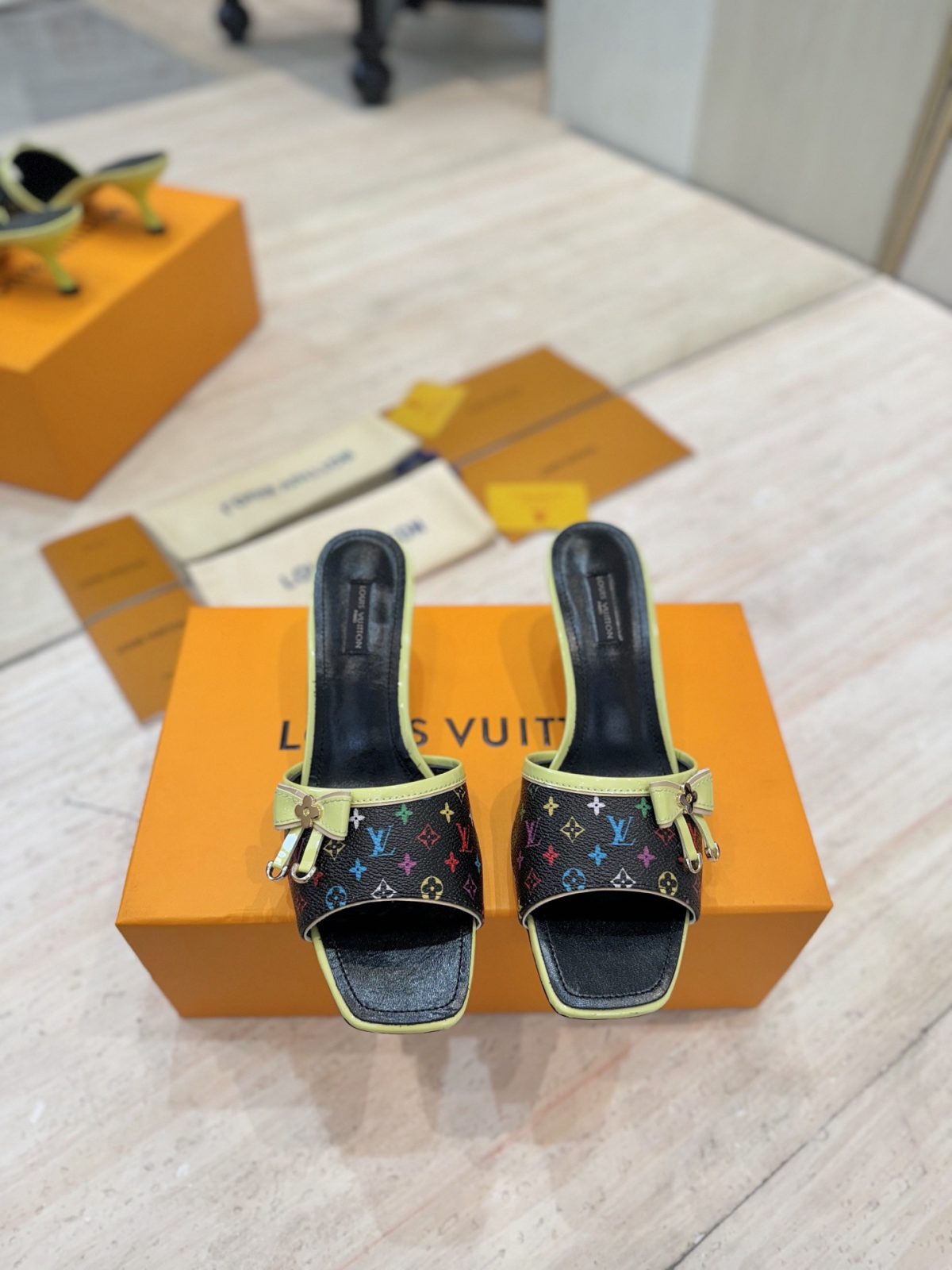 Louis Vuitton LV Archlight Pumps Size 36-41 - Image 4