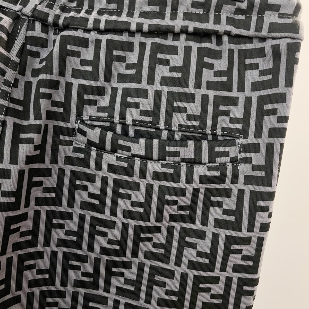 Fendi Unisex Pants Size S-XL - Image 9