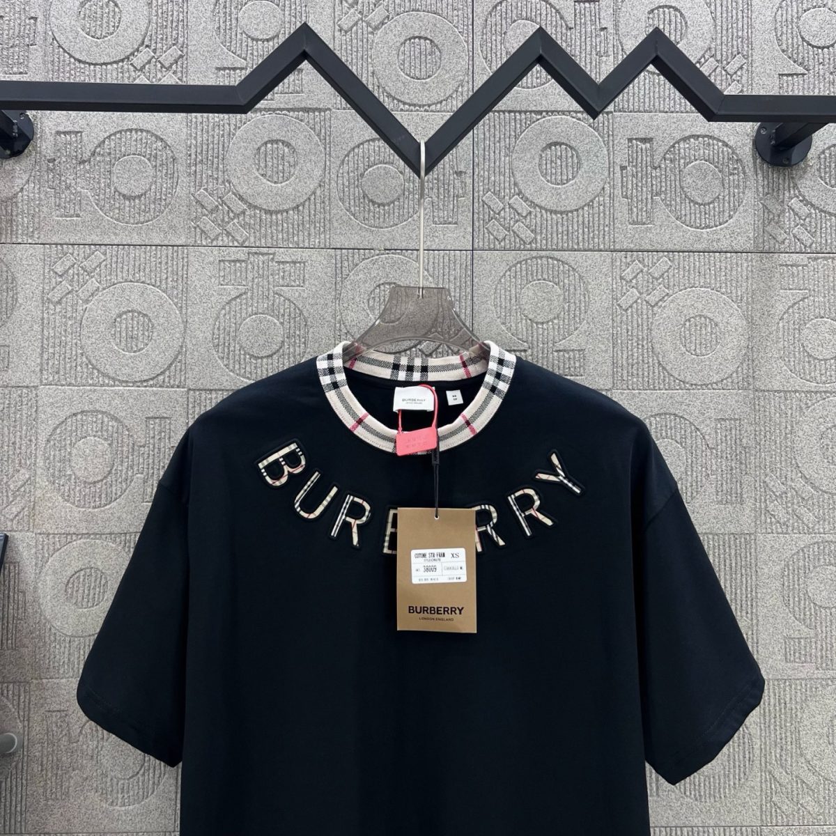 Burberry Logo T Shirt Size XS-L - Image 3