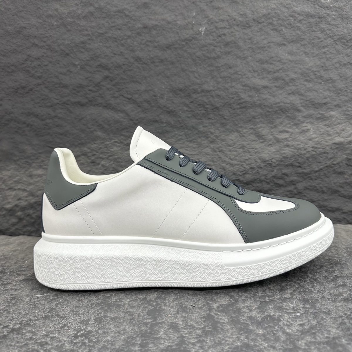 Alexander McQueen Sprint Runner Sneaker size 36-46 - Image 7