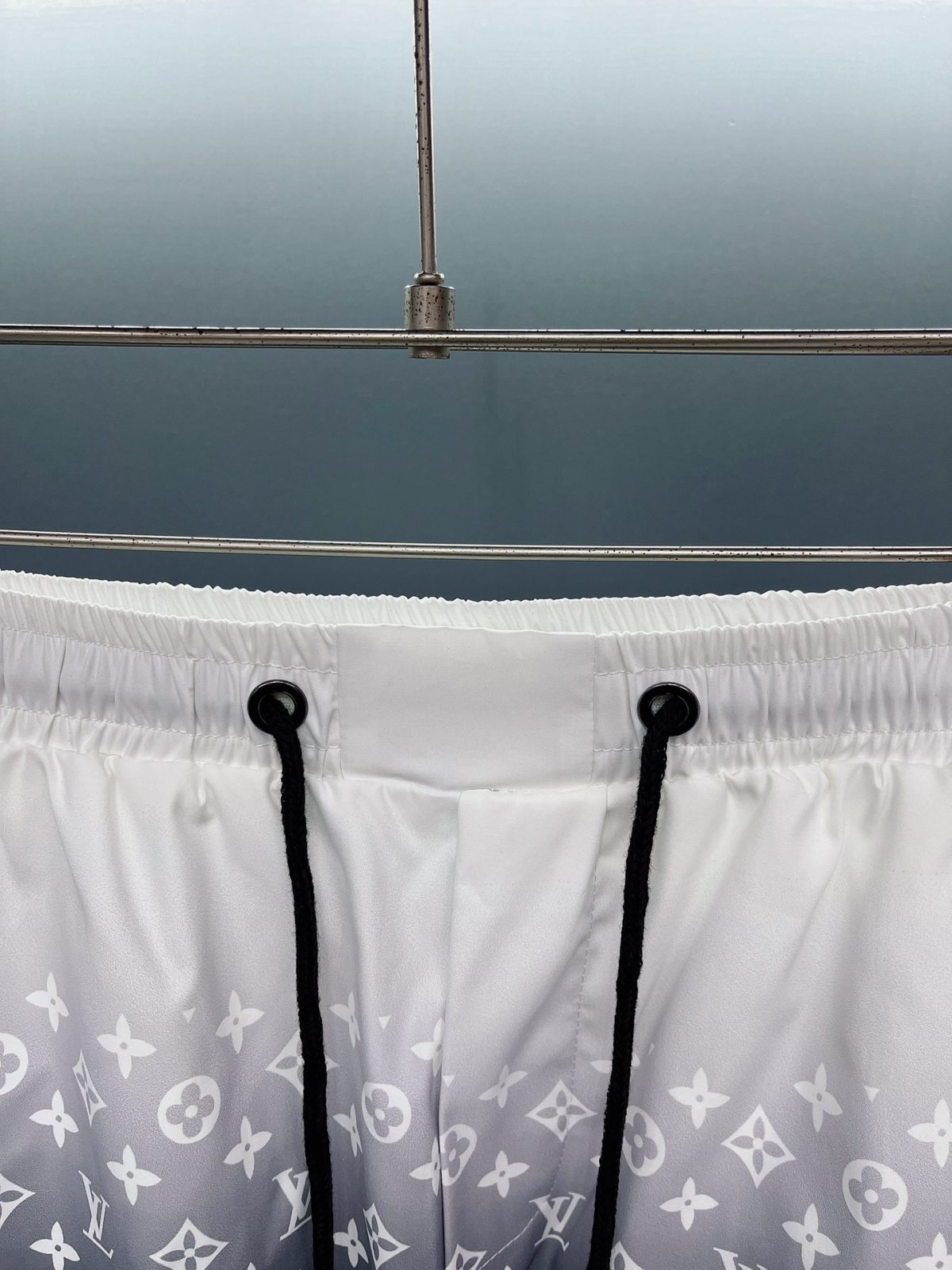 Louis Vuitton Beach Pants Size M-XXXL - Image 3