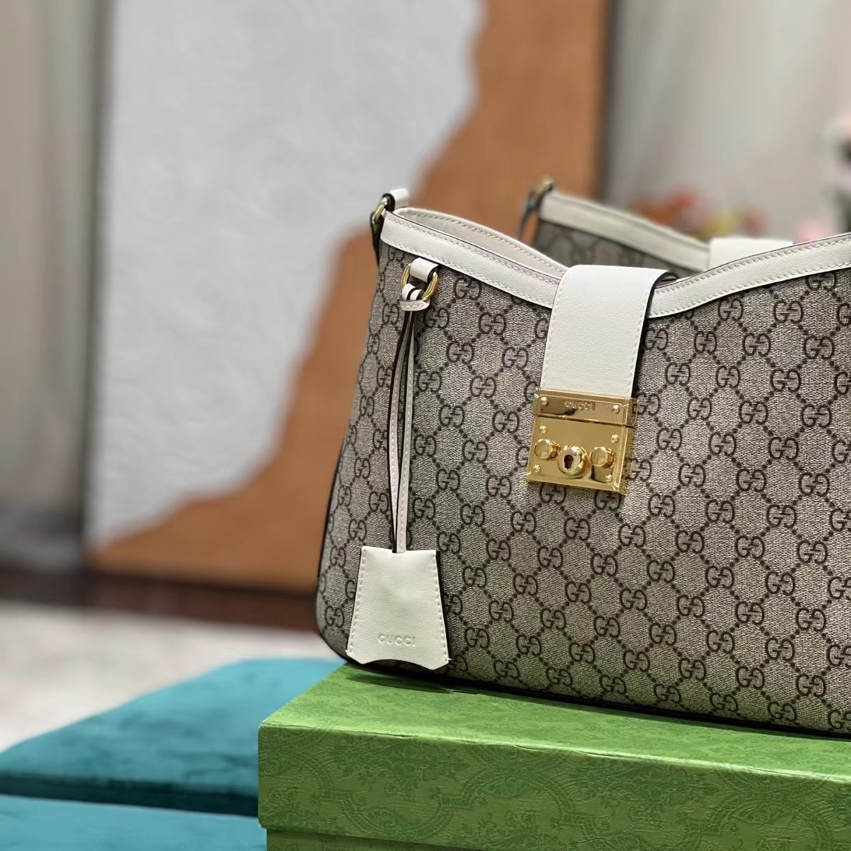Gucci GG Ophidia GG Handbag for Women Size 32.5*24*5.5cm - Image 5