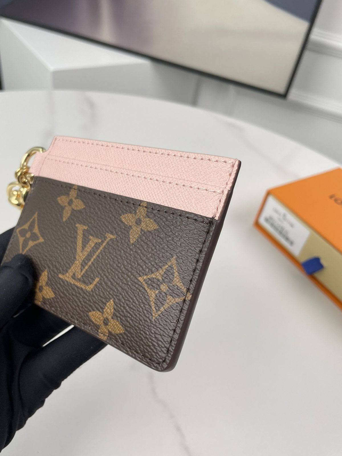 Louis Vuitton M28739 Charms Card Holder - Image 7