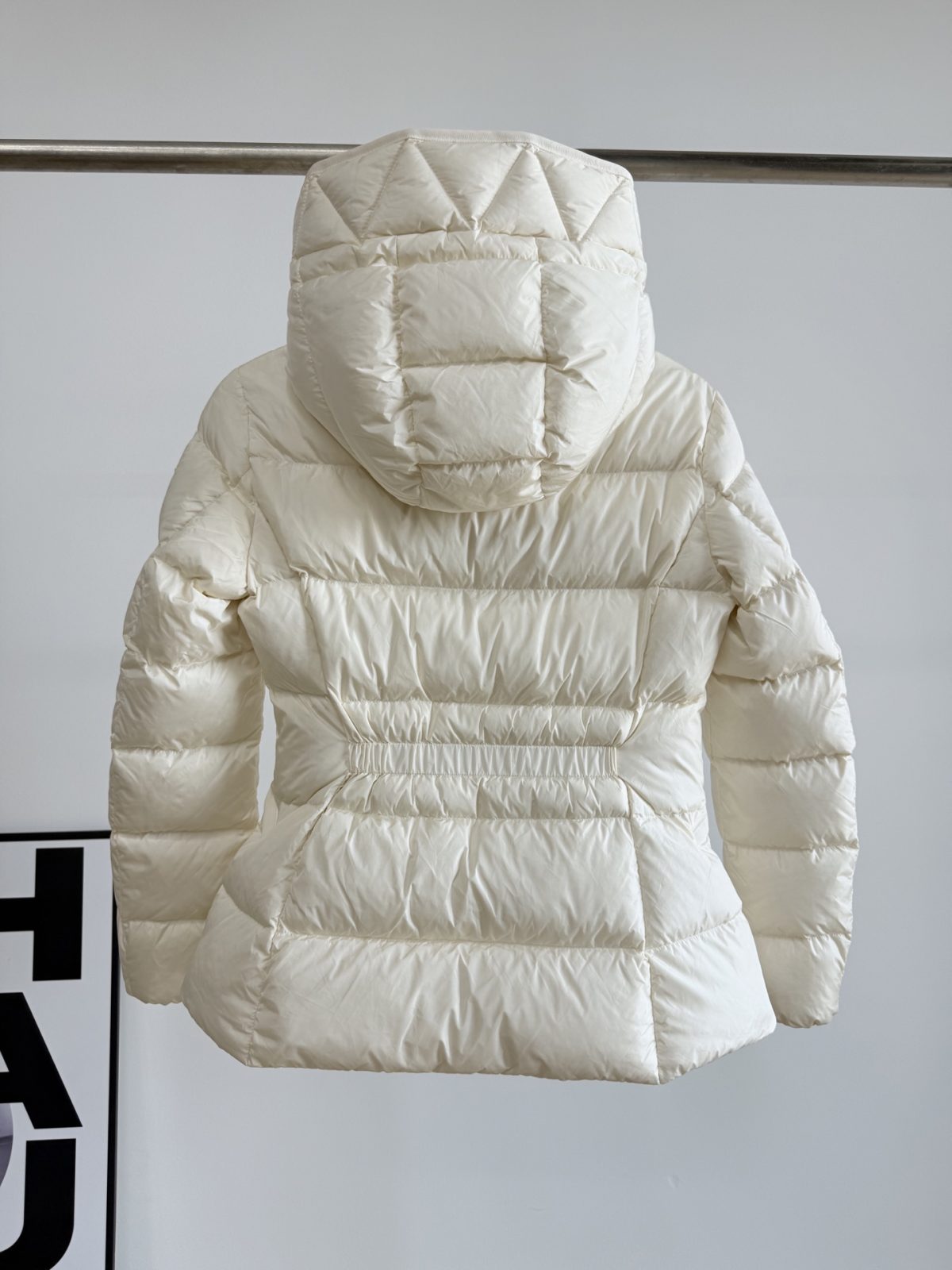 Moncler Avoce Women Down Jacket Size S-XL - Image 2