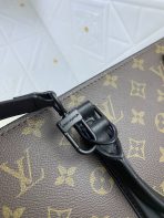Louis Vuitton M45265 Sac Plat Horizontal Zippé Handbag Size 31*39*8cm - Image 6