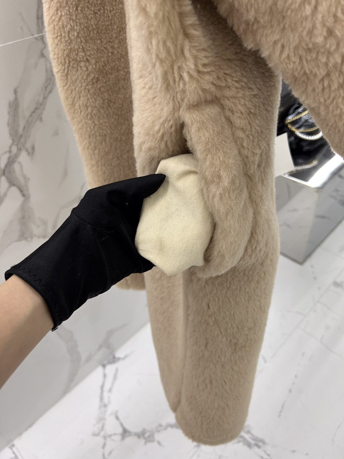 Max Mara Teddy fur long coat Size XS-M - Image 7