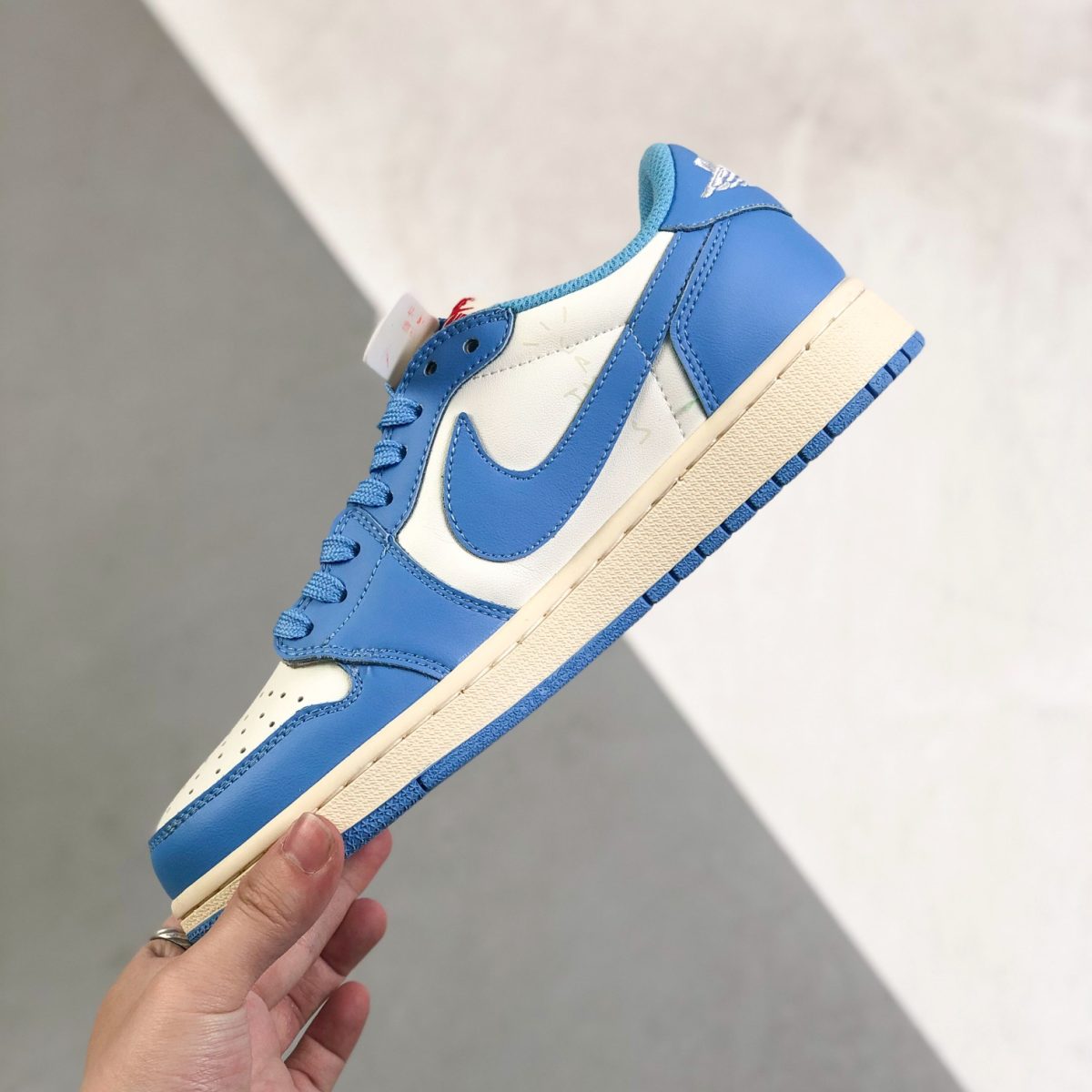 Nike Air Jordan 1 x Travis Scott Low Top Sneaker Shoes Gr. 36-46 - Image 3
