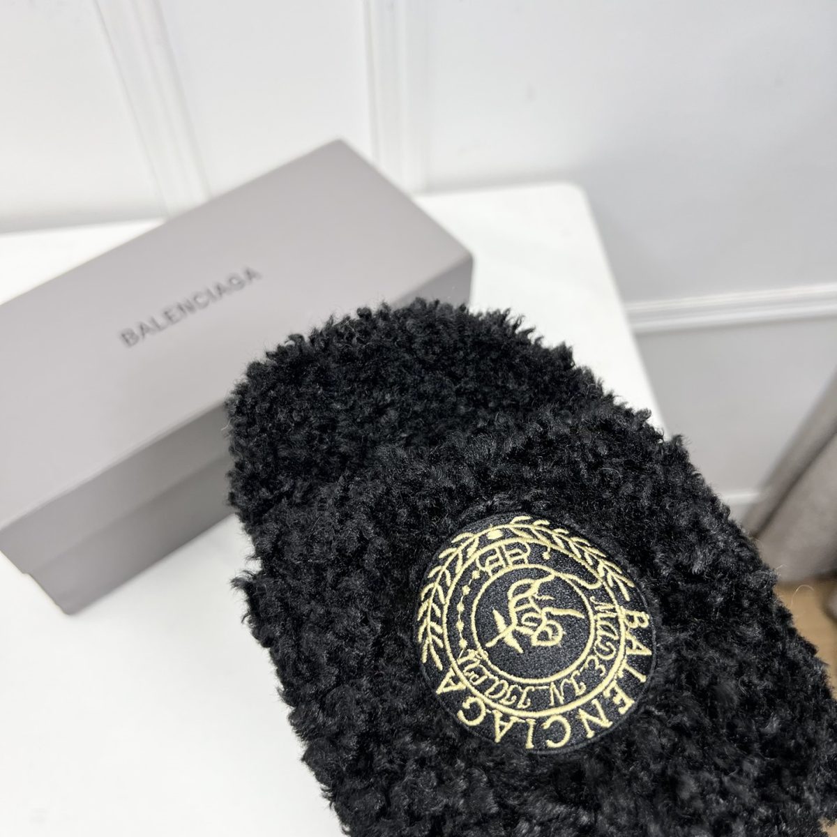 Balenciaga 23fw Women Winter Slippers Size 36-40 - Image 6
