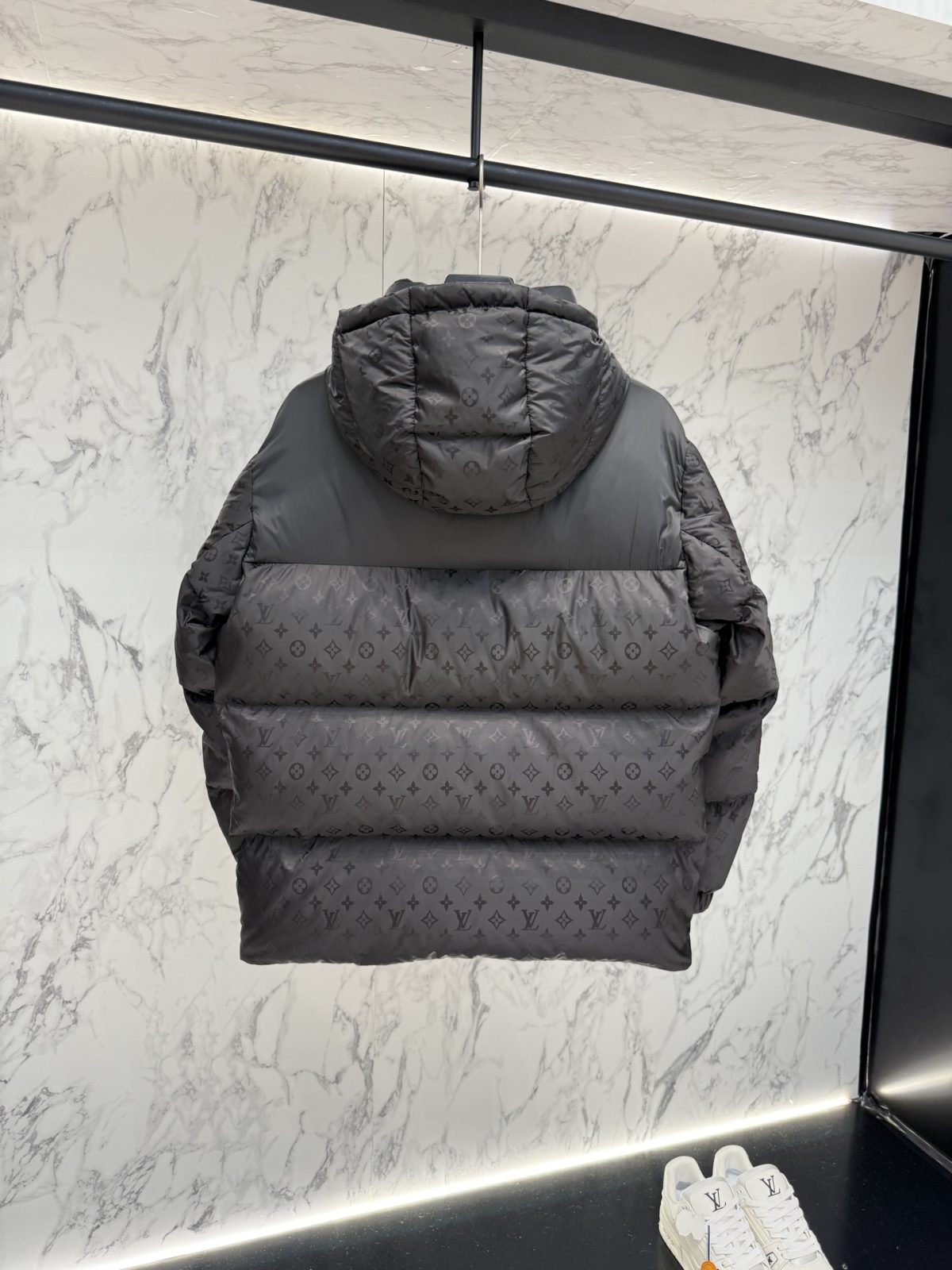 Louis Vuitton 25ss Unisex Winter Jacket Size 48-56 - Image 3