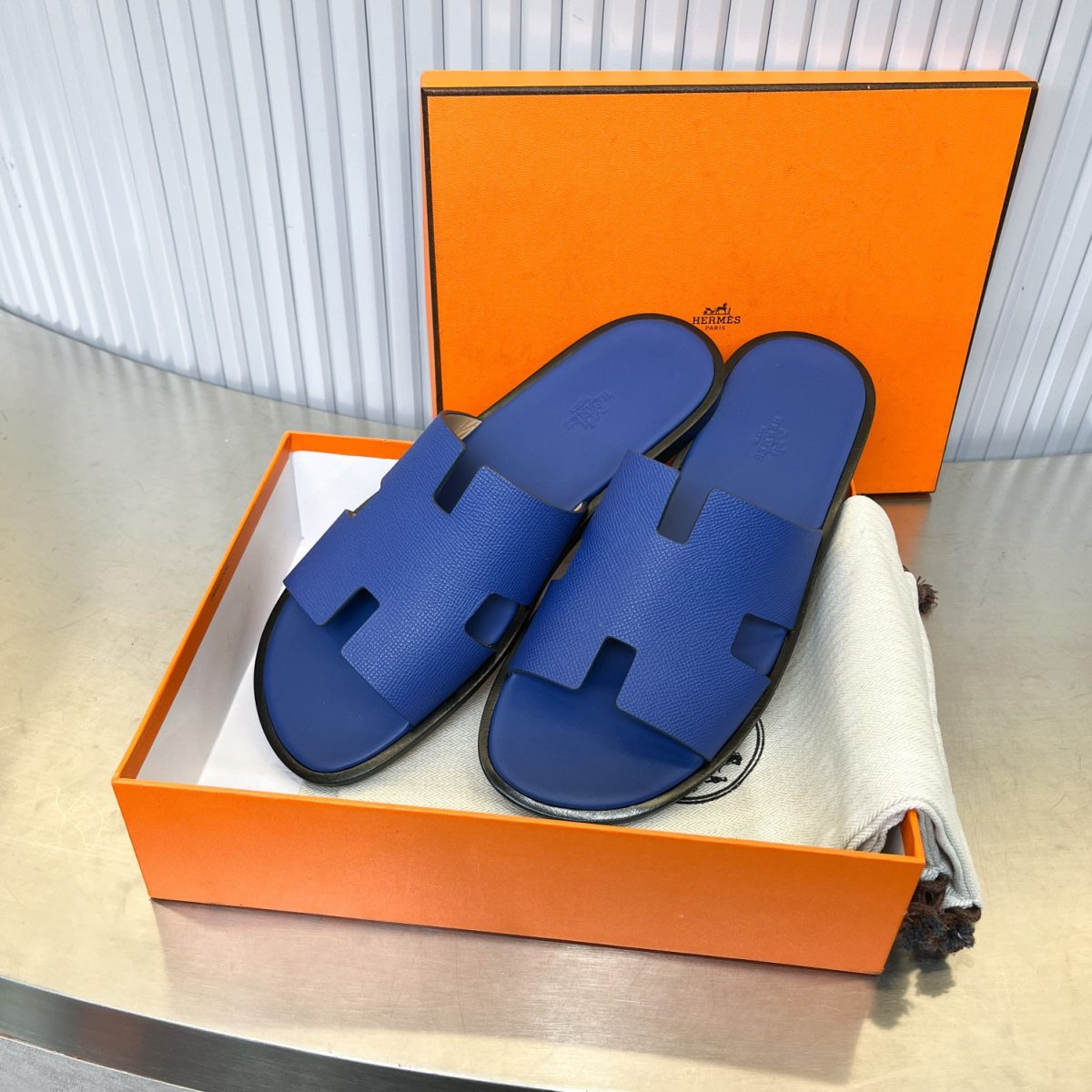 Hermes lzmir Sandals Size 40-45 - Image 9