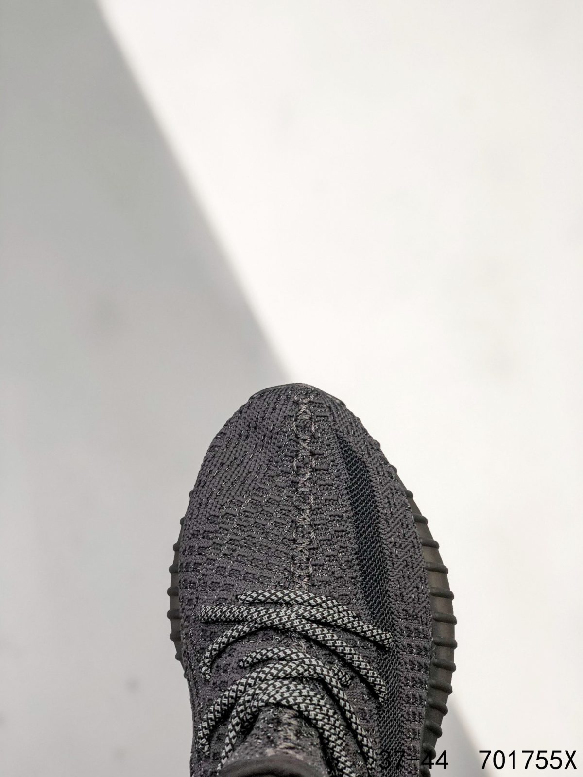 Yeezy 350 Boost 350 V2 Mens/Women Sneakers Shoes Black3 36 - 45 - Image 4