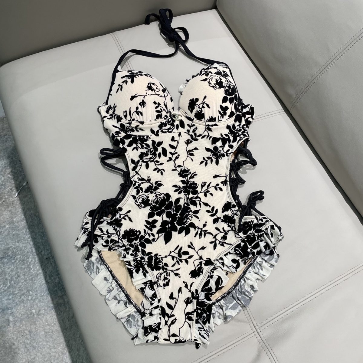 Chanel Swimsuit Size S-XL - Image 6