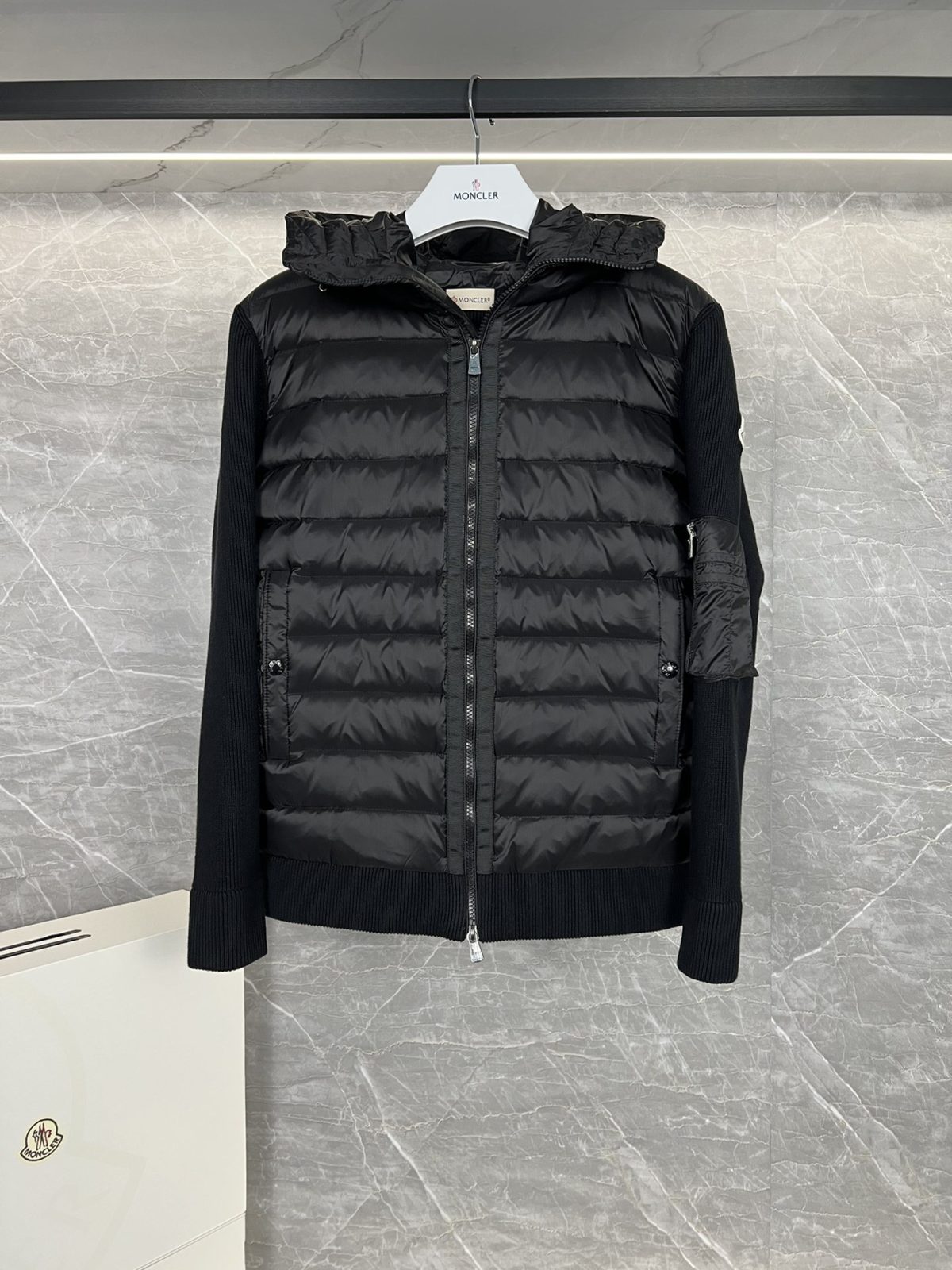 Moncler Men Winter Jacket Size M-3XL - Image 2