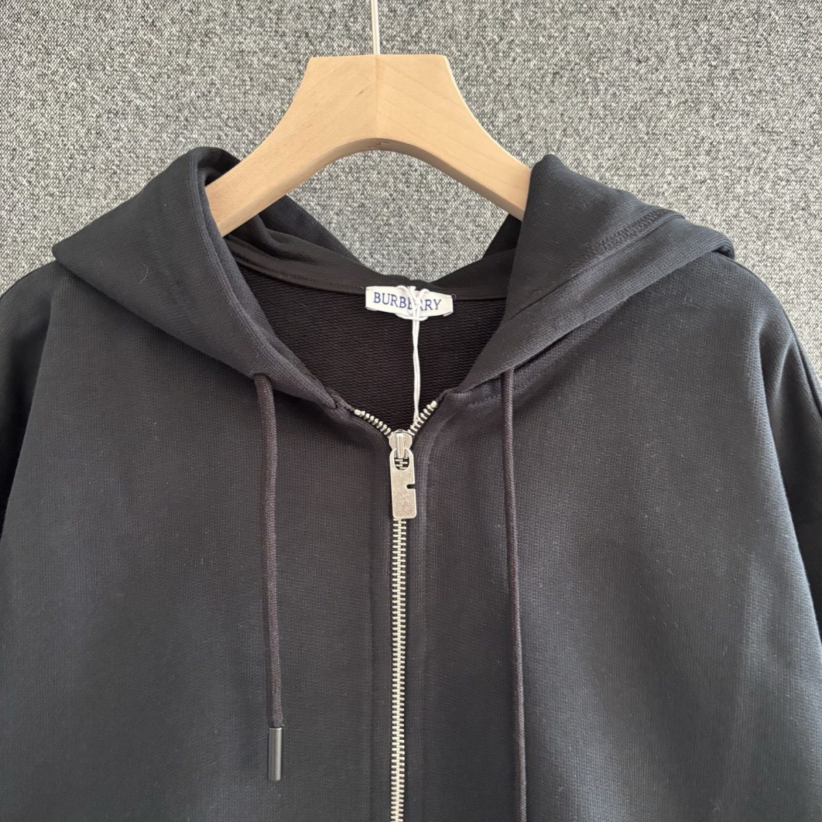 Burberry 2025FW Unisex Jacket Size S-XL - Image 3
