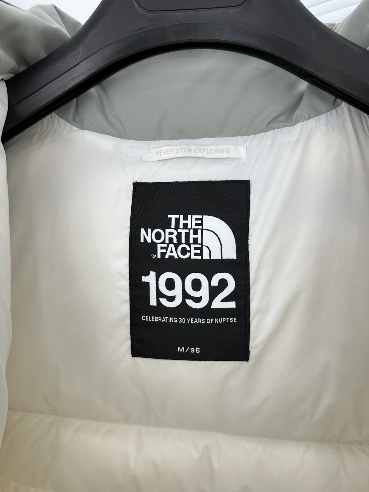 The North Face 1992 Men Women Winter Jacket XS-XXL - Image 7