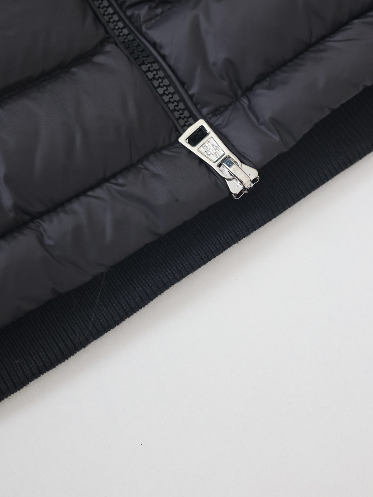 Moncler Unisex Jacket Size S-XL - Image 11