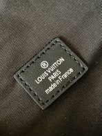 Louis Vuitton N40298 Discovery Graphite Men Bags Size 26*13*7cm - Image 9