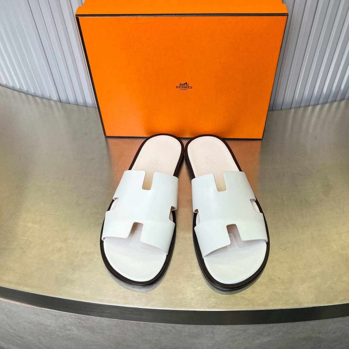 Hermes lzmir Sandals Size 40-45 - Image 2
