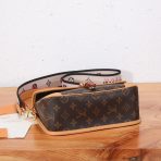 Louis Vuitton M45985 Diane Women Bags Size 24*15*9cm - Image 9