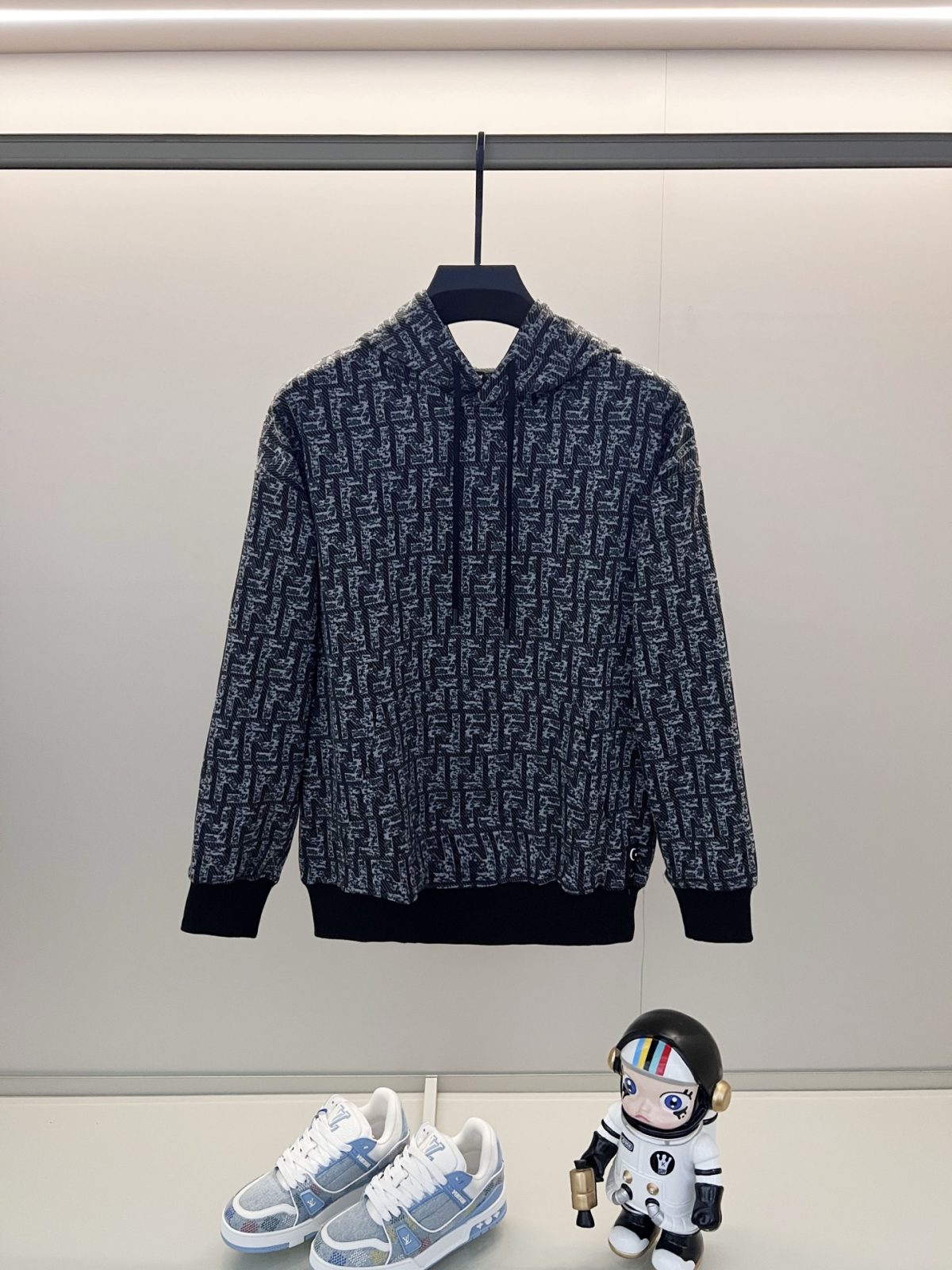 Fendi Unisex Sweatshirt Size S-XL - Image 1