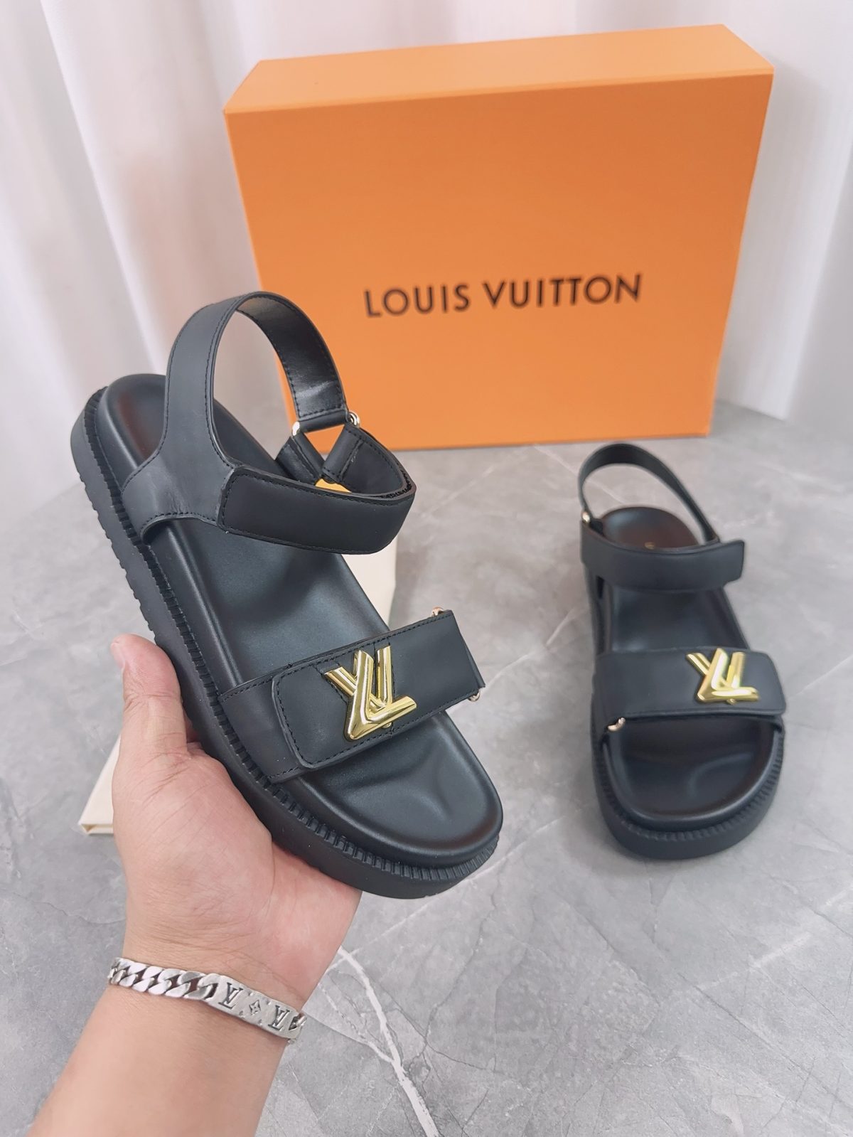 Louis Vuitton 2024ss Slippers Size 36-45 - Image 9