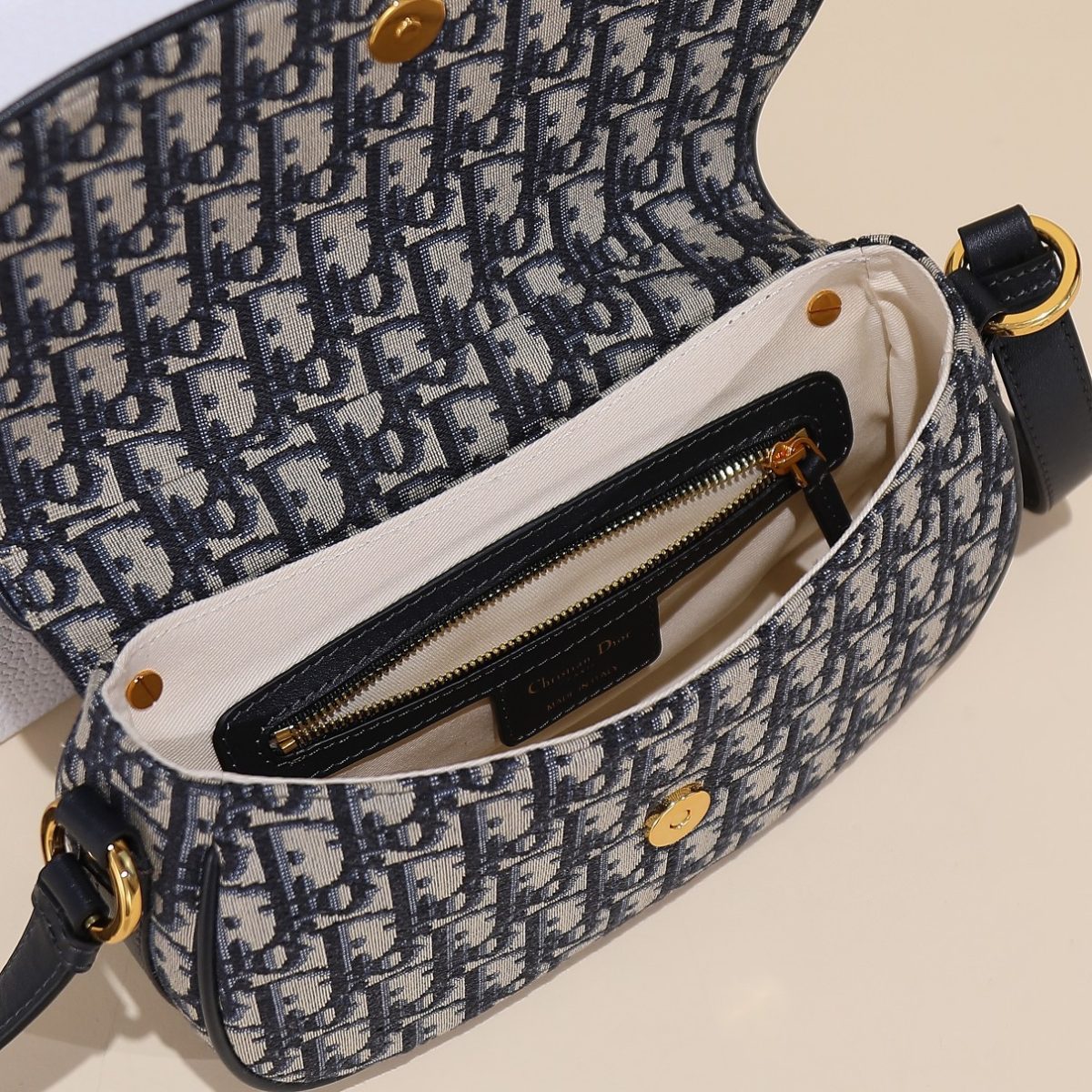Dior Kleine CD Besace Women Shoulder Bags 24*15*6cm - Image 8