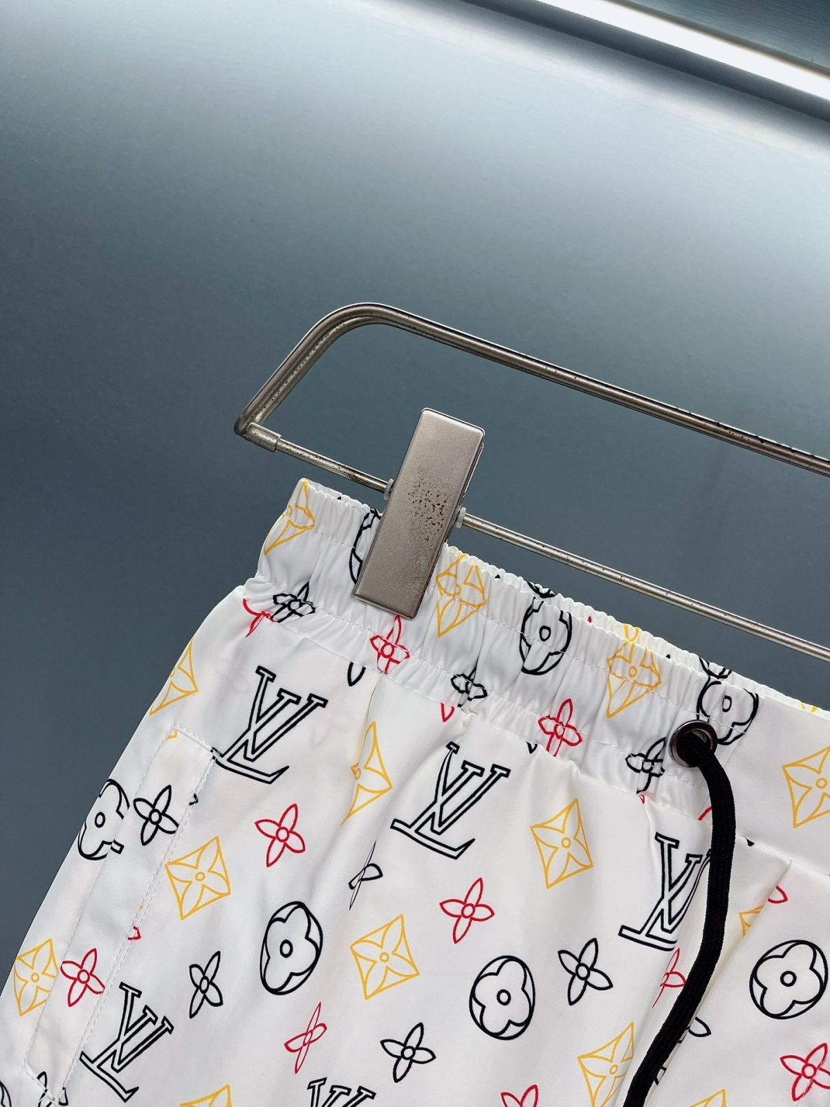 Louis Vuitton Beach Pants Size M-XXXL - Image 4