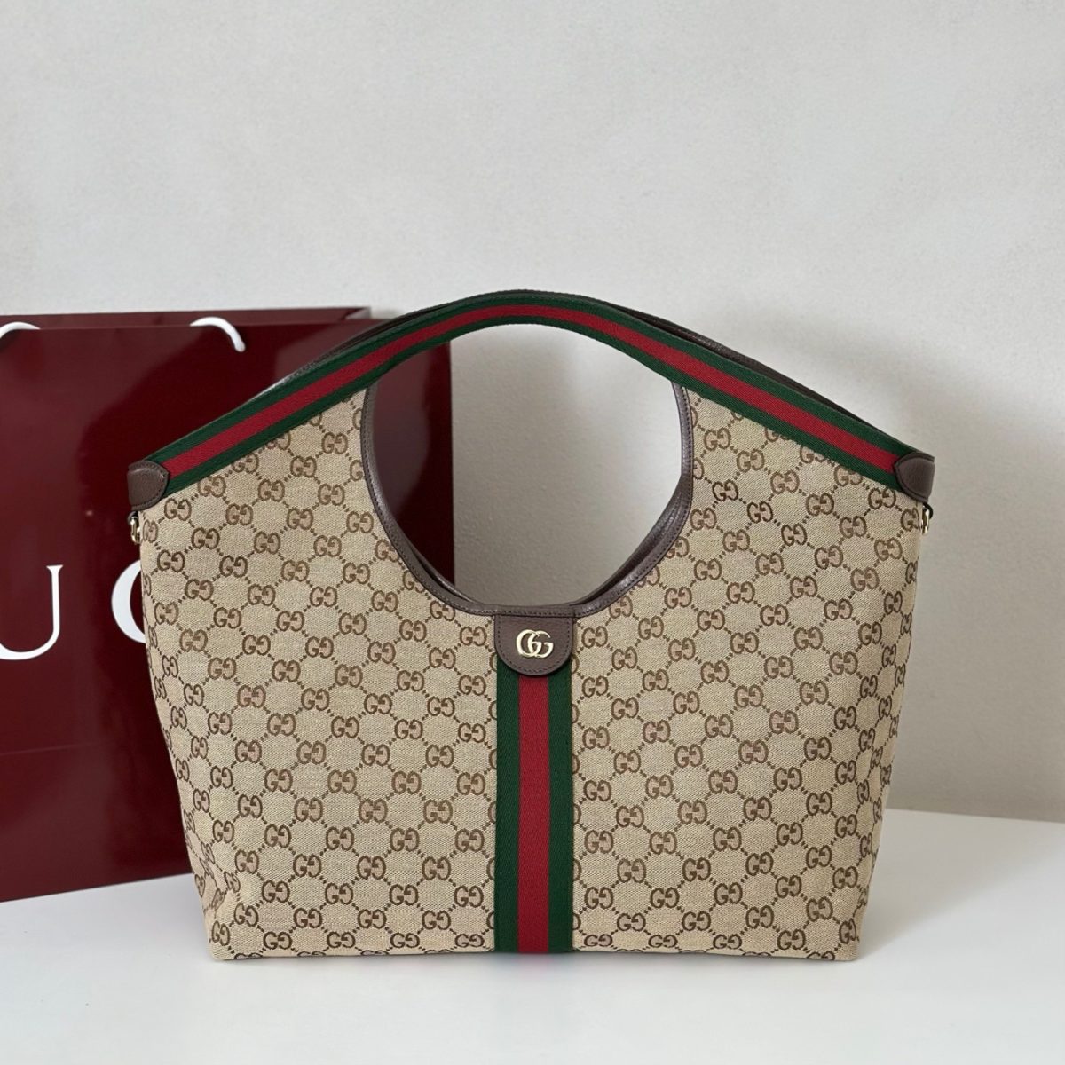 Gucci GG Supreme Shopping Bags Size 60*47*16cm - Image 1