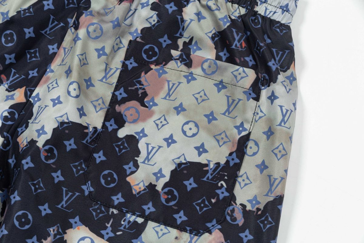Louis Vuitton Beach Pants Size M-XXXL - Image 6