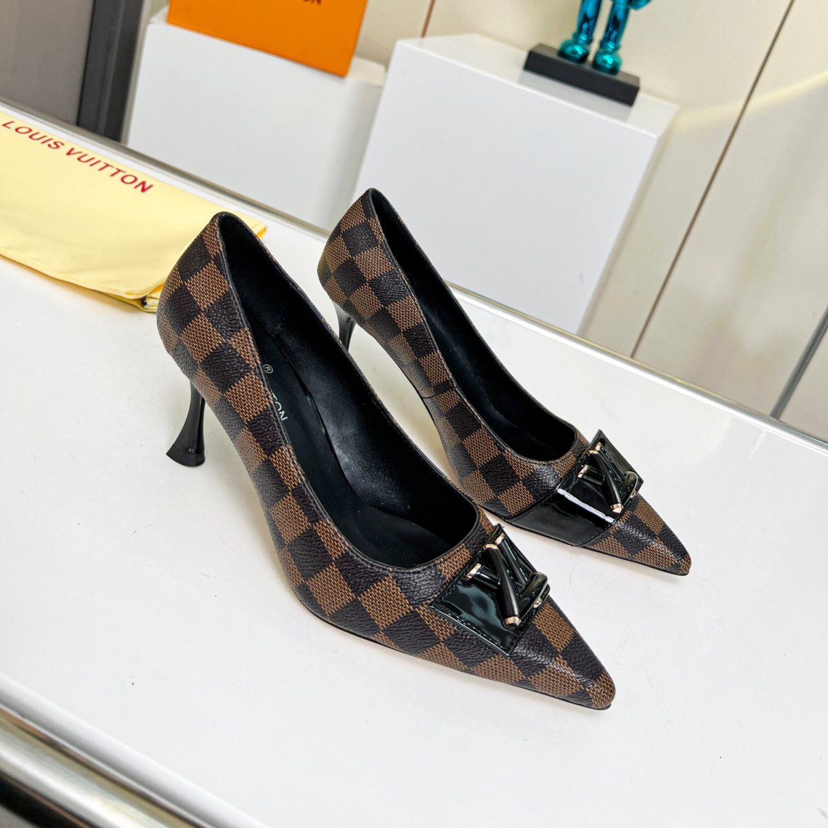 Louis Vuitton Signature Pumps Size 35-41 4-Color - Image 1