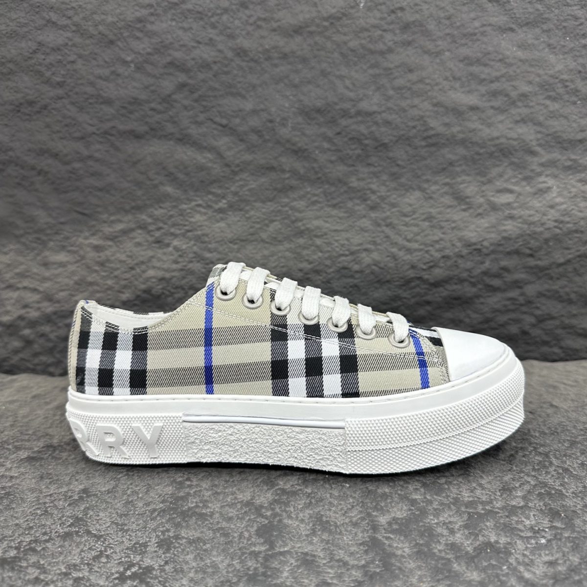 Burberry Sneaker Size 36-45 - Image 7