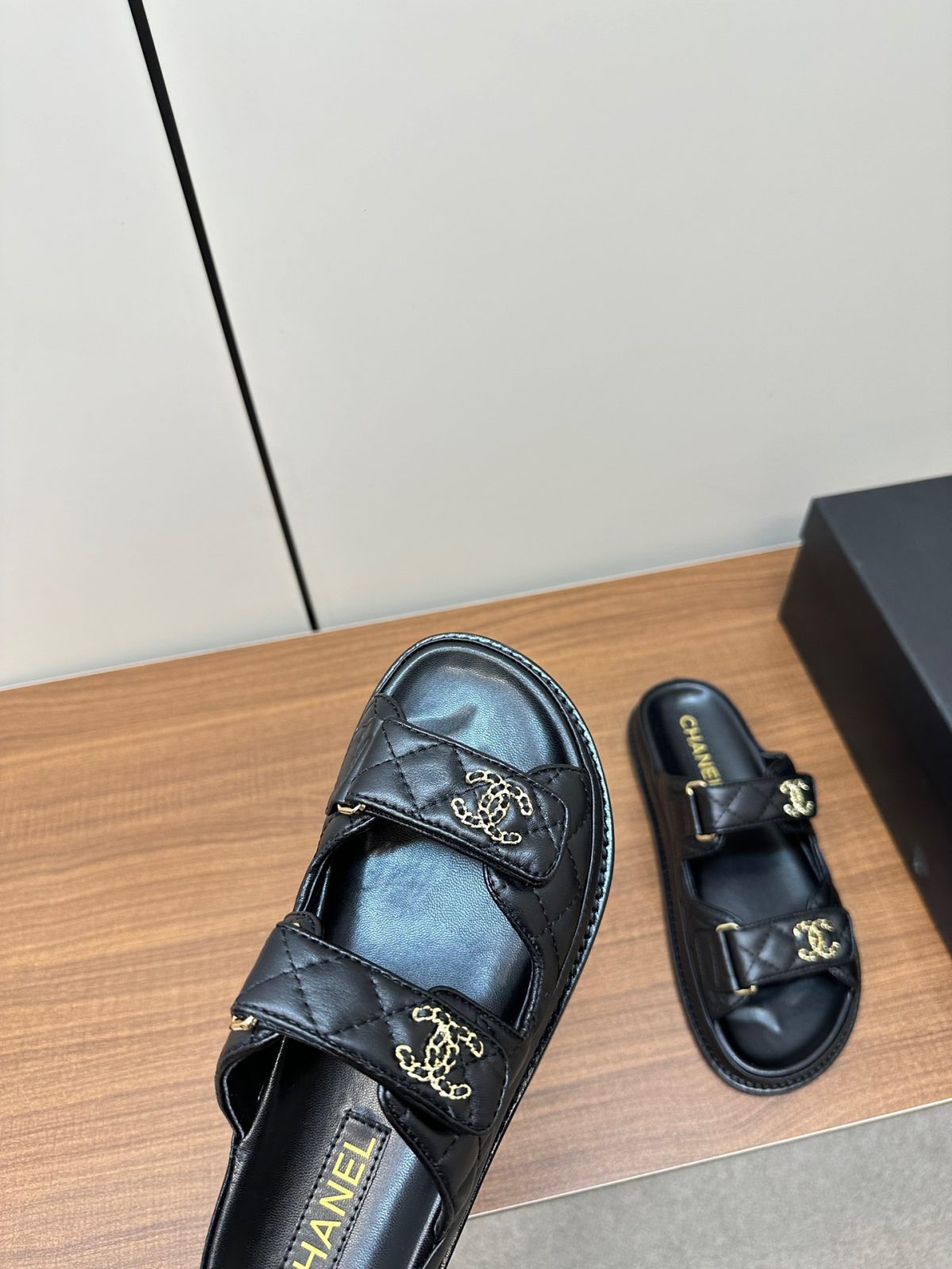 Chanel 2025ss New Slippers Size 36-41 - Image 5