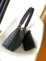 Louis Vuitton M46288 CarryAll Women Bags Size 29*24*12cm - Image 2