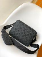 Louis Vuitton M46602 Men Shoulder Bags Size 25*18.5*7cm - Image 3