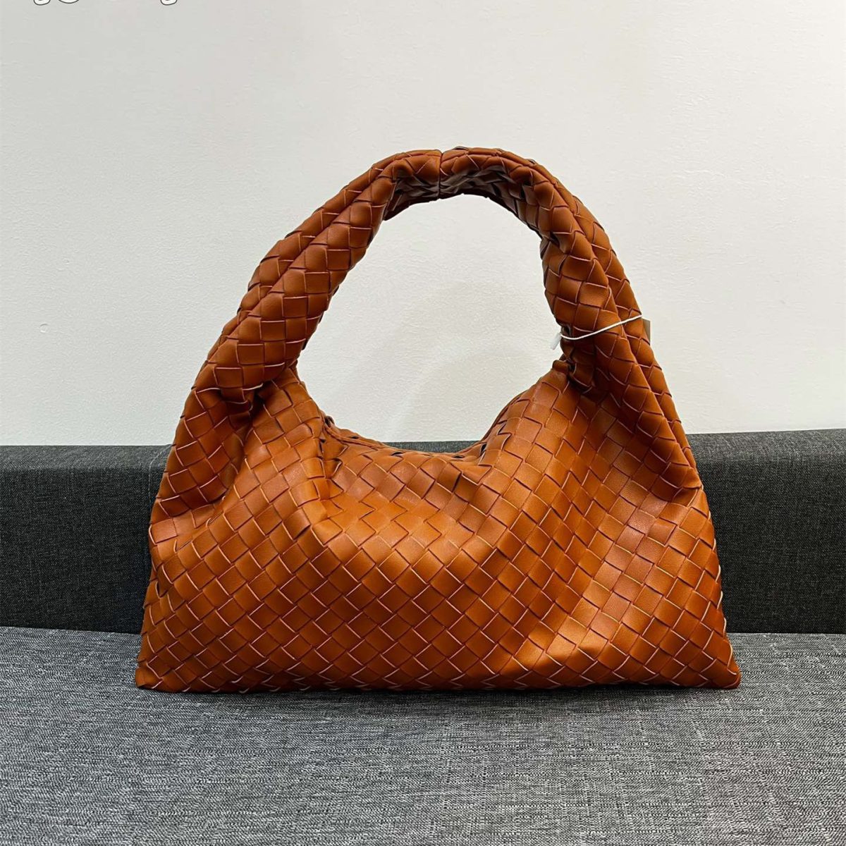 Bottega Veneta HO Shoulder Bags 40*24cm - Image 1