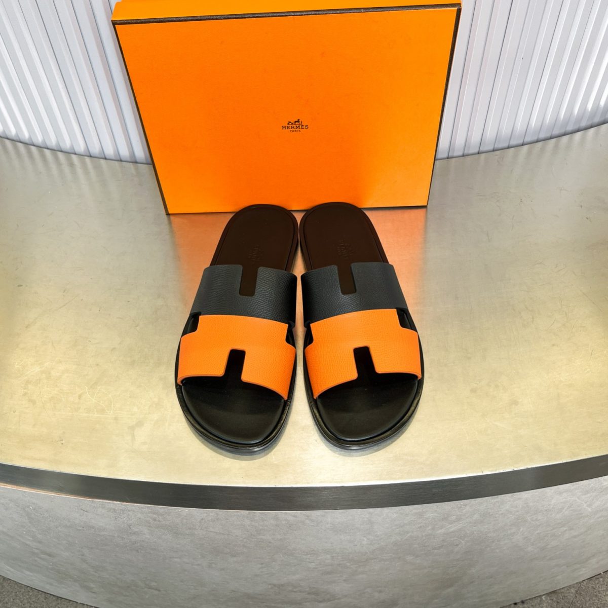 Hermes lzmir Sandals Size 40-45 - Image 2