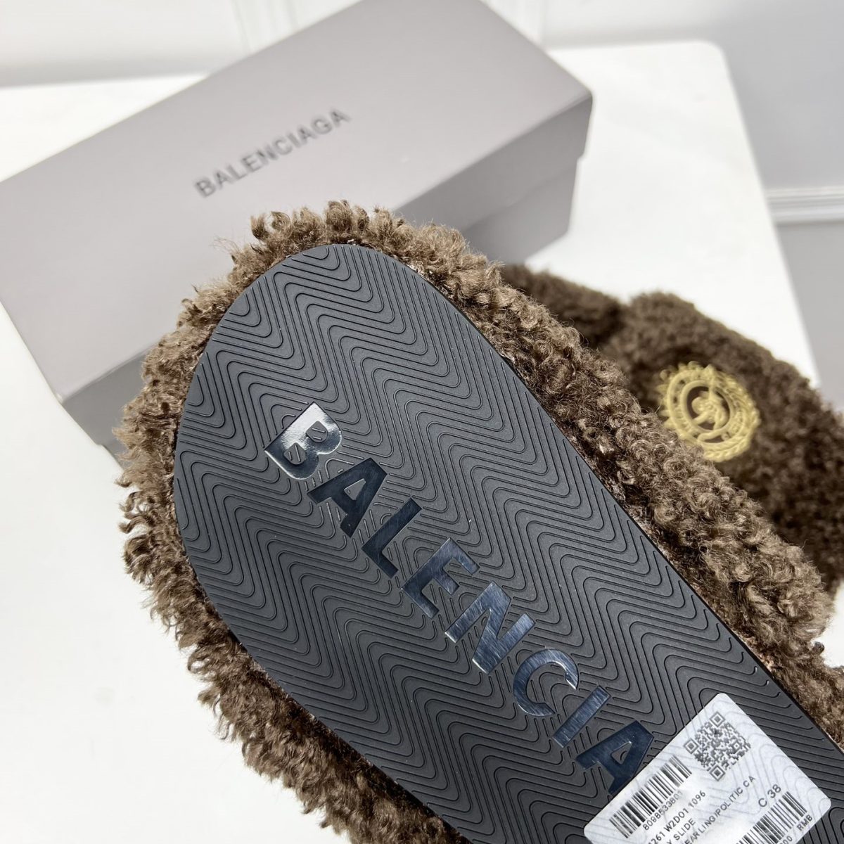 Balenciaga 23fw Women Winter Slippers Size 36-40 - Image 9