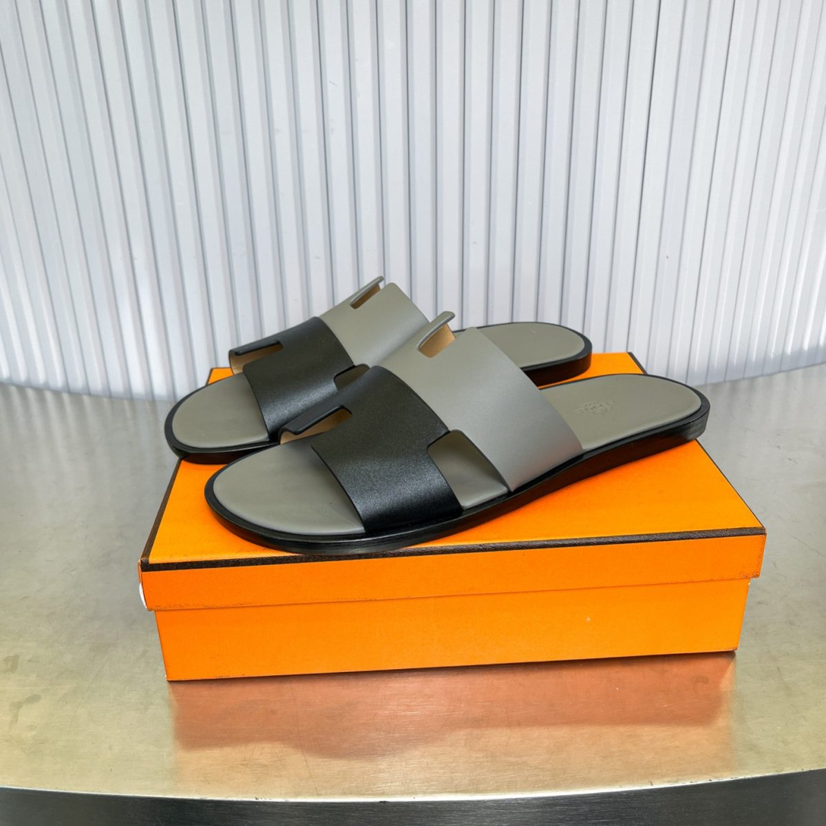 Hermes lzmir Sandals Size 40-45 - Image 1