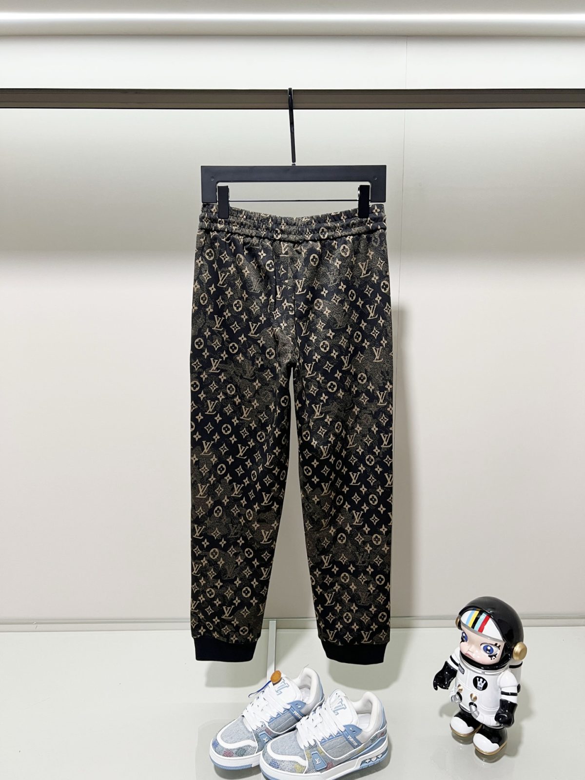 Louis Vuitton Unisex Pants Size S-XXL - Image 6