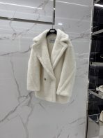Max Mara Teddy fur Short coat Size XS-M - Image 2