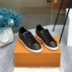 Louis Vuitton Monogram Sneaker Size 36-40 - Image 2