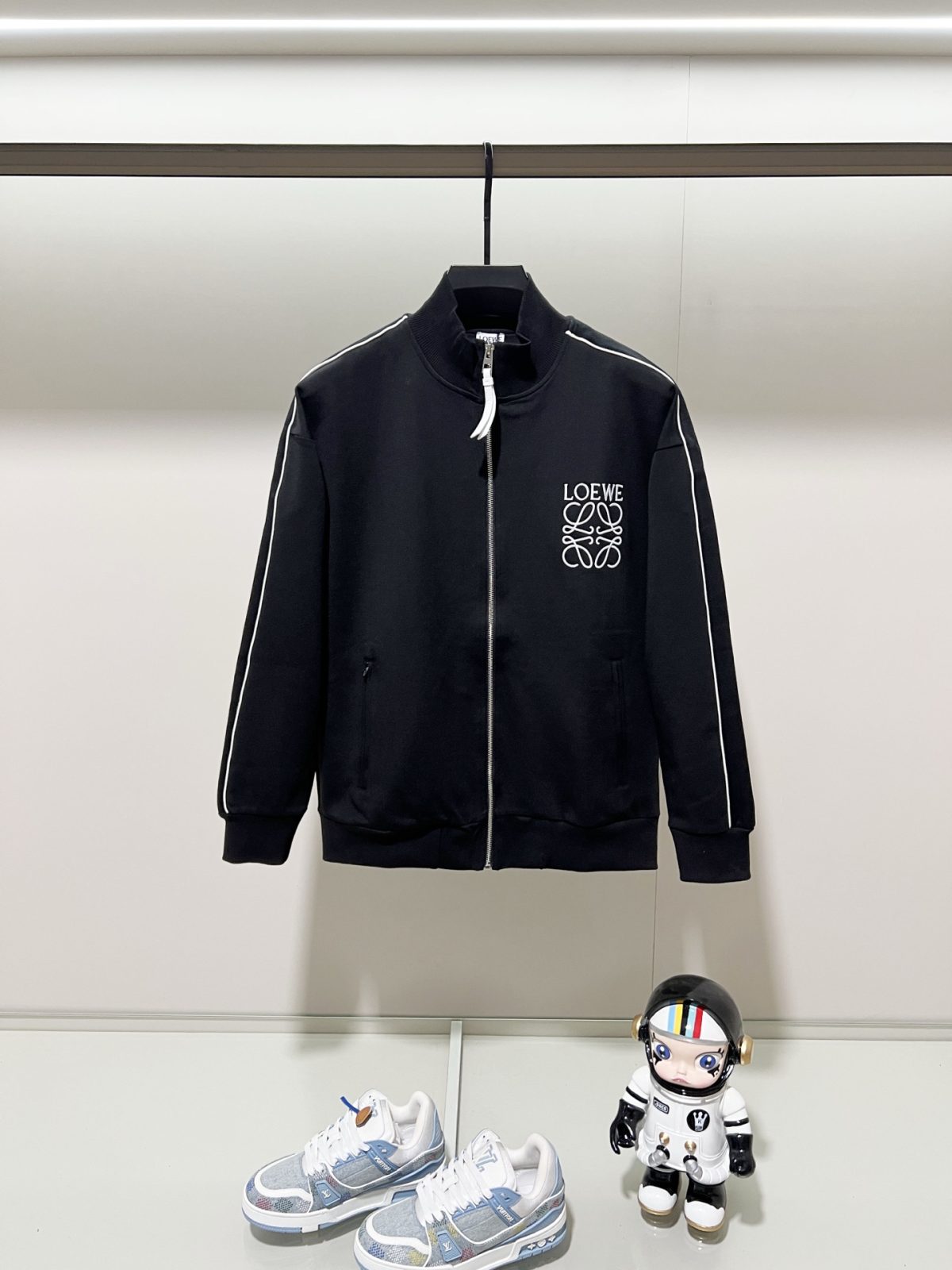 Loewe Unisex Jacket Size S-XXL - Image 1