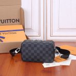 Louis Vuitton M60418 Men Shoulder Bags 18.5*11*6.5cm - Image 4