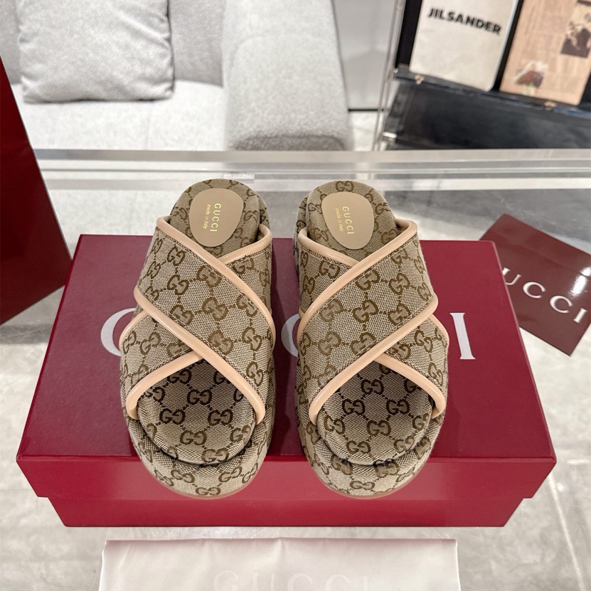 Gucci Platform Sandal Slippers Size 36-44 - Image 1