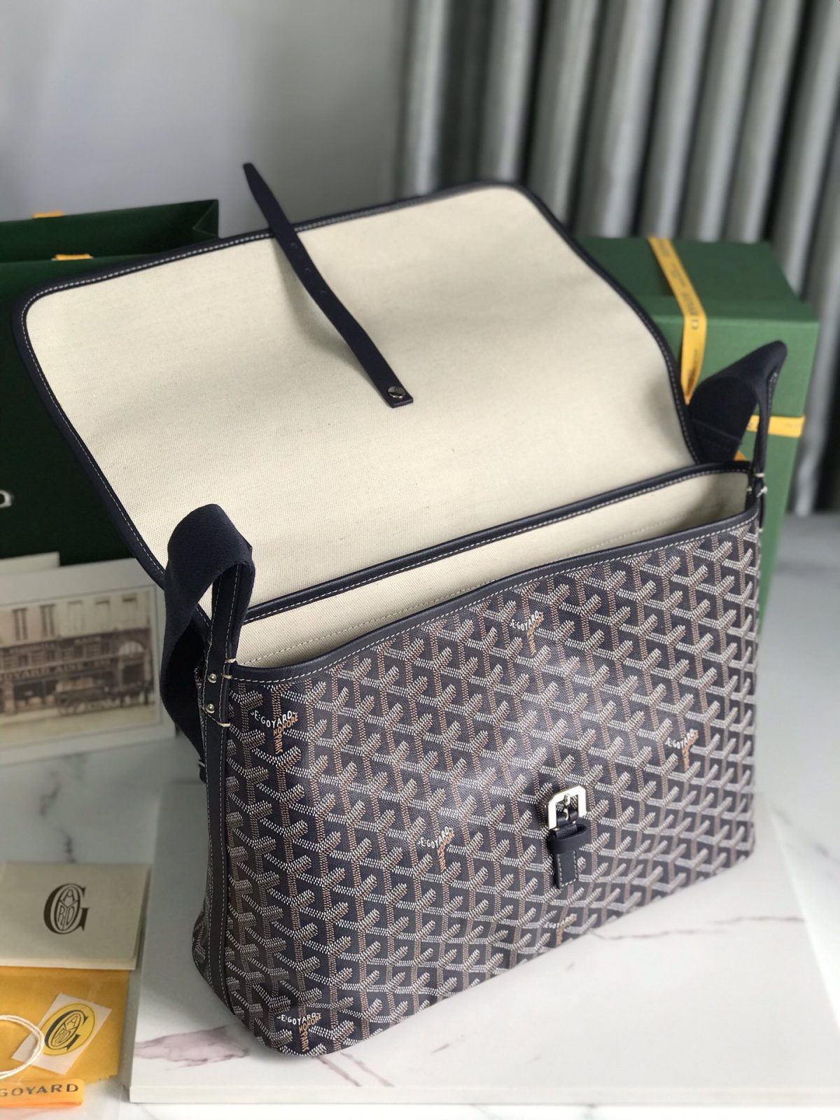 Goyard Citadin Shoulder Bags Size 35*26*7.5cm - Image 6