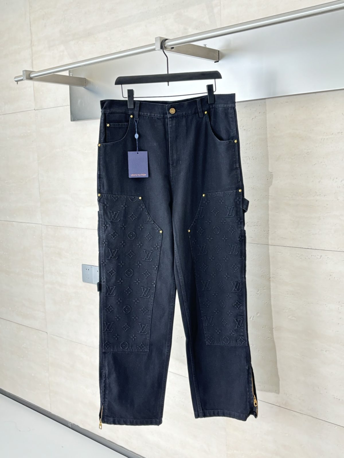 Louis Vuitton Unisex Jeans Size S-XL - Image 1