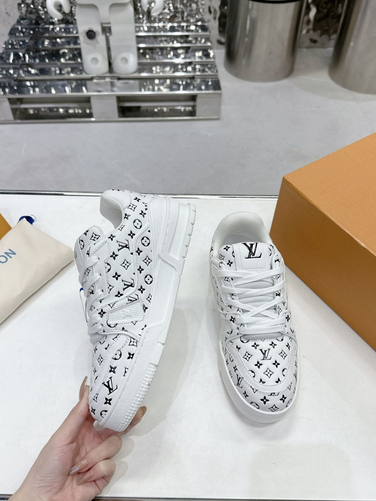 Louis Vuitton New Trainer Sneaker Size 36-46 - Image 5