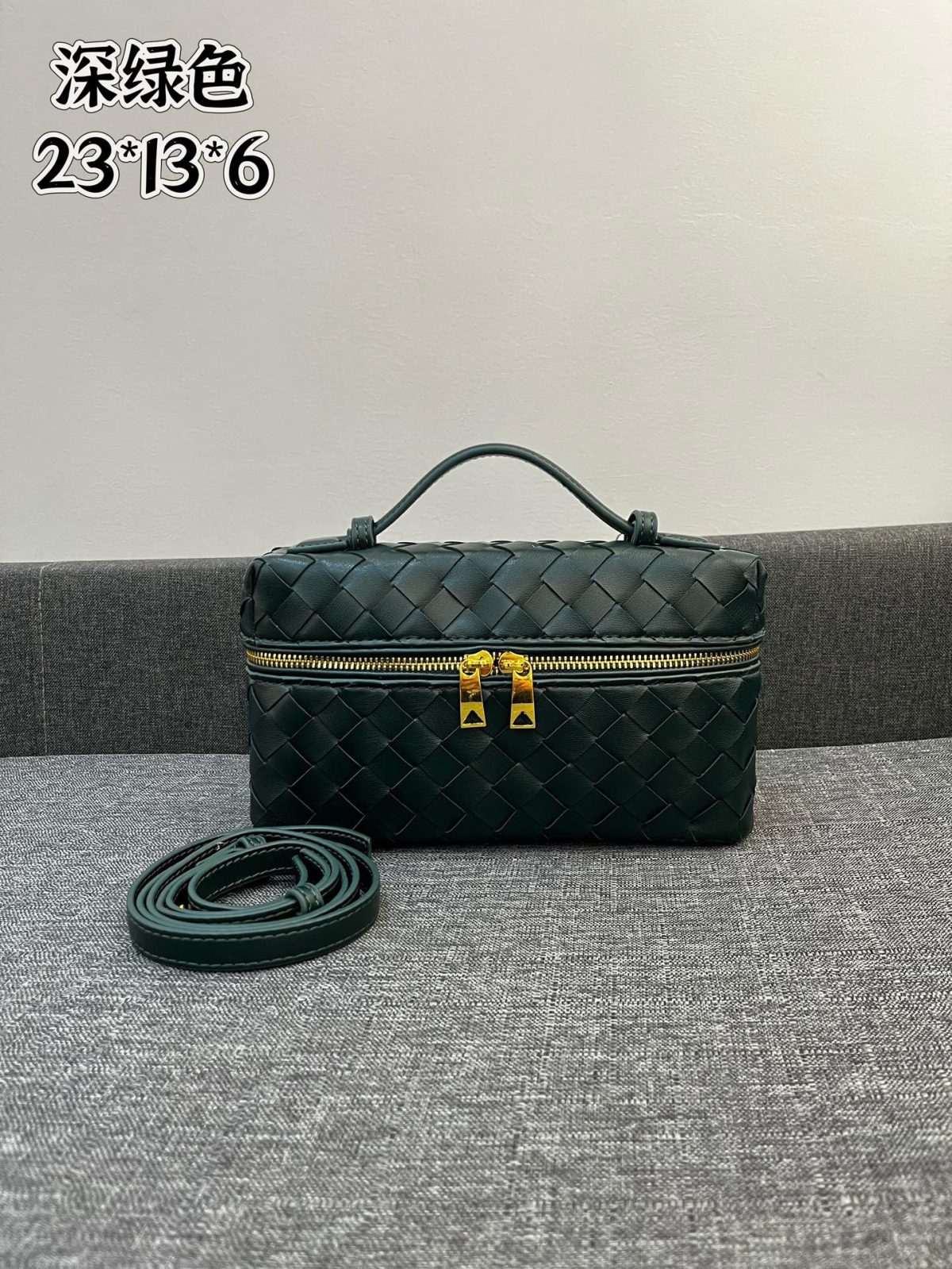 Bottega Veneta Vanity Case Shoulder Bags 24*13*6cm - Image 2