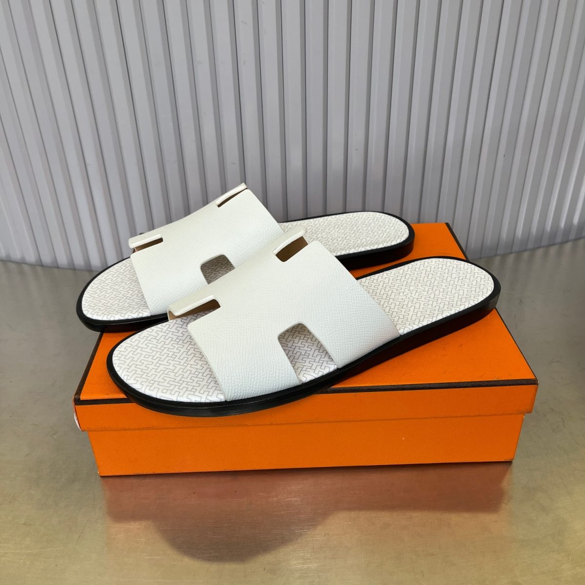 Hermes lzmir Sandals Size 40-45 - Image 1