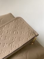 Louis Vuitton M46277 CarryAll Women Bags Size 29*24*12cm - Image 7